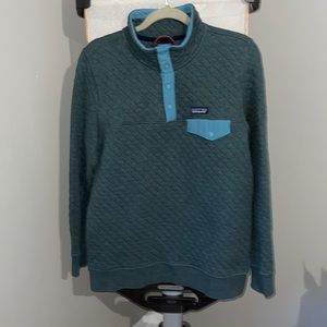 Womens Patagonia pullover